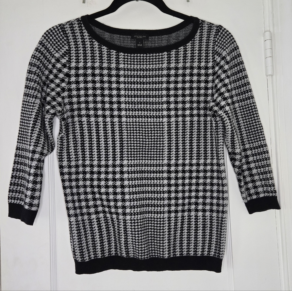 Anne Taylor Black Gray 3/4 Sleeve Sweater Womens S Minimalist Career